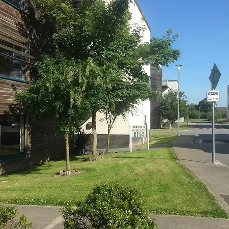 Brookfield Hall Off Campus Accommodation *